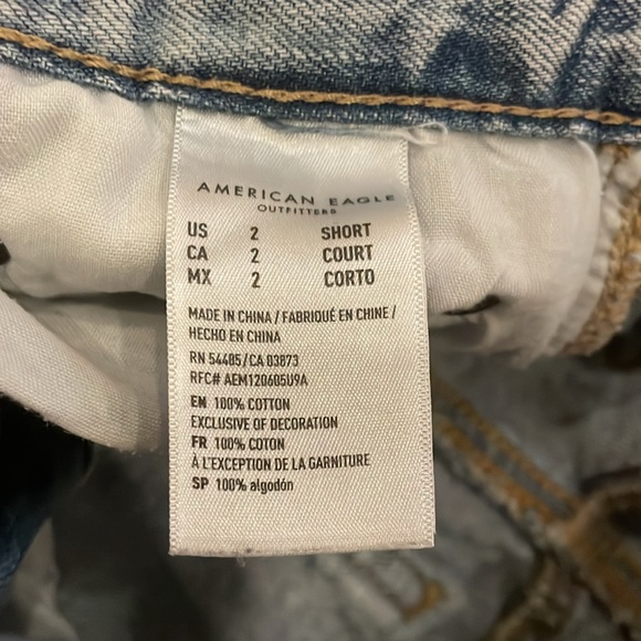 Acid washed women’s jeans - Picture 3 of 3